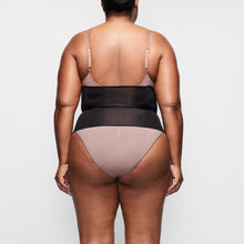 Load image into Gallery viewer, WAIST TRAINER | ONYX